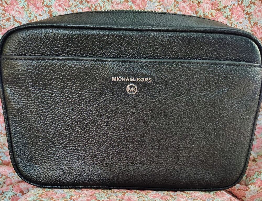 Michael Kors Jet Set Charm Black Pebbled Leather East West Crossbody Bag